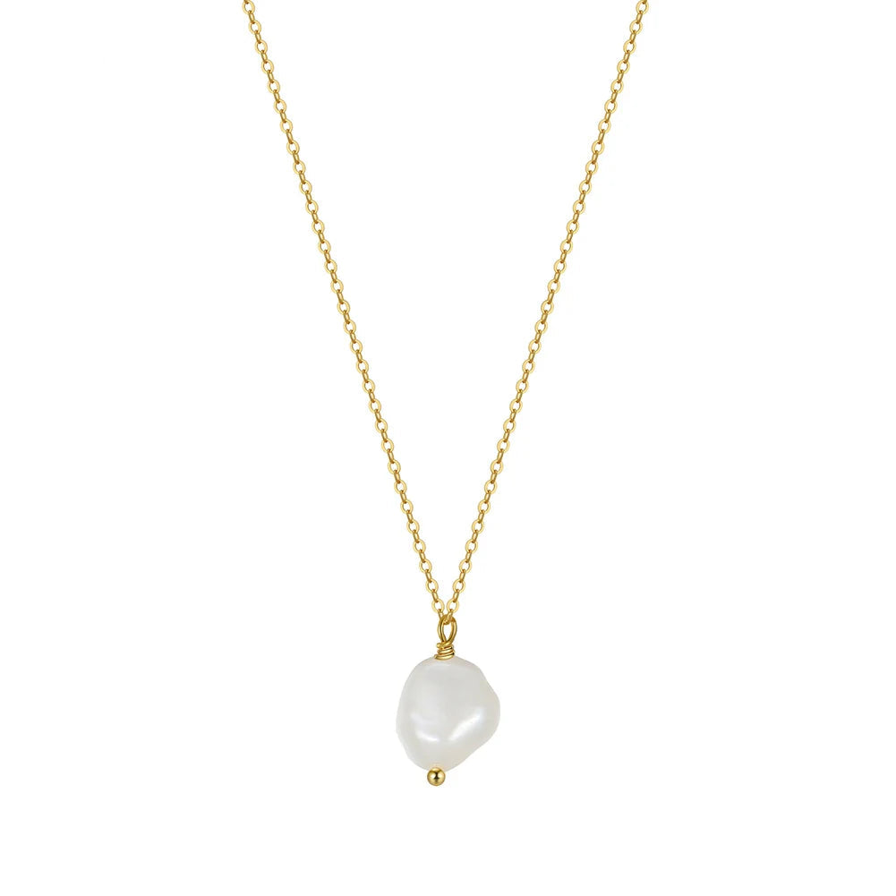 Timeless elegance – baroque pearl necklace in gold look / 925 sterling silver